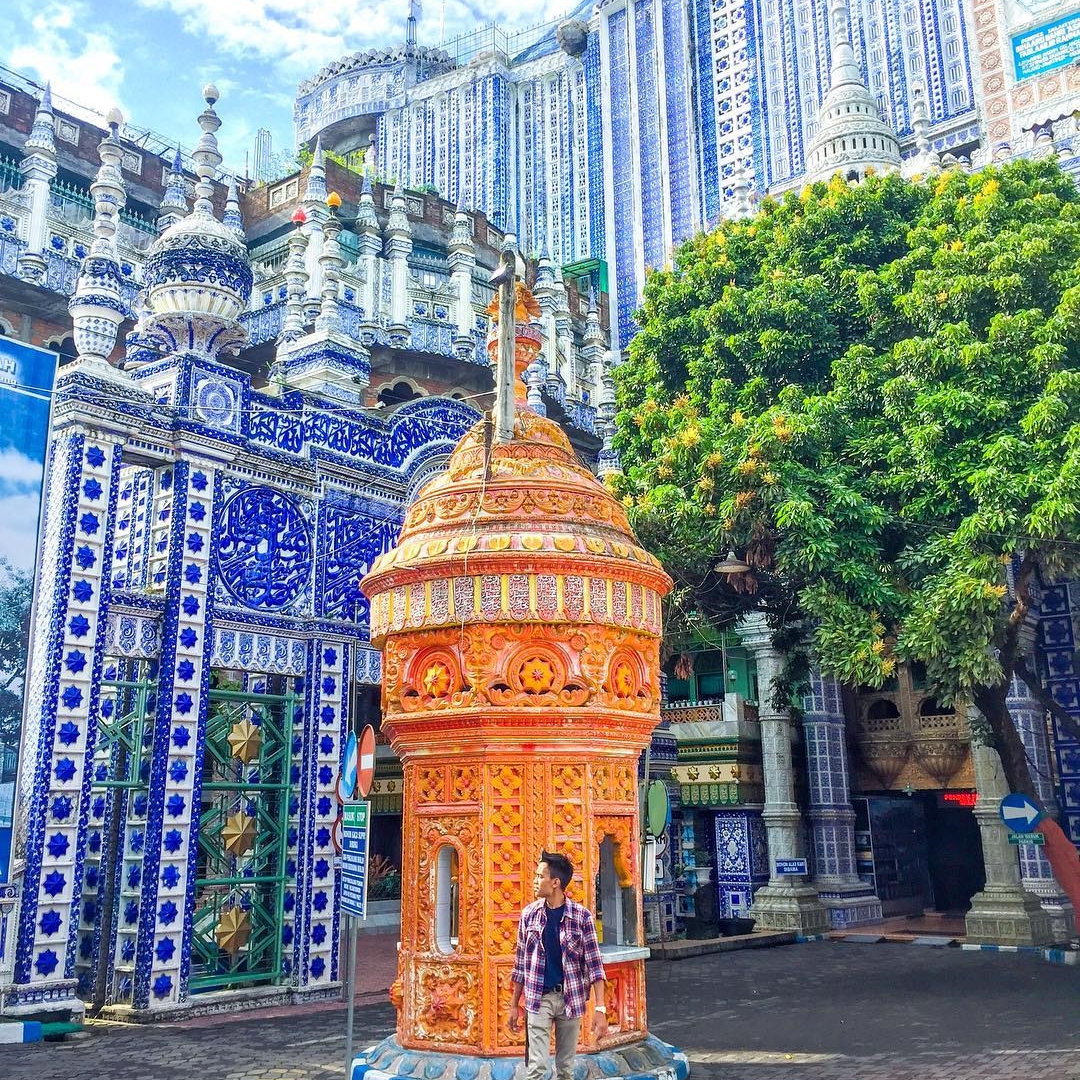 Masjid Tiban Yang Megah
